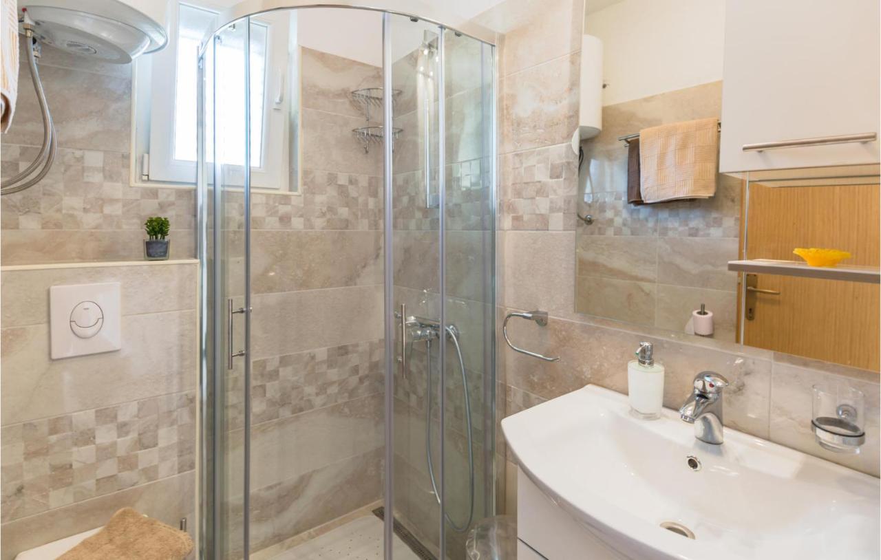 Lovely Apartment In Brela With House Sea View المظهر الخارجي الصورة