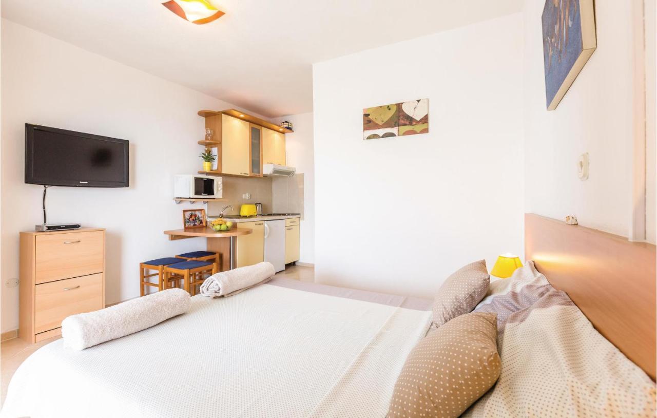 Lovely Apartment In Brela With House Sea View المظهر الخارجي الصورة