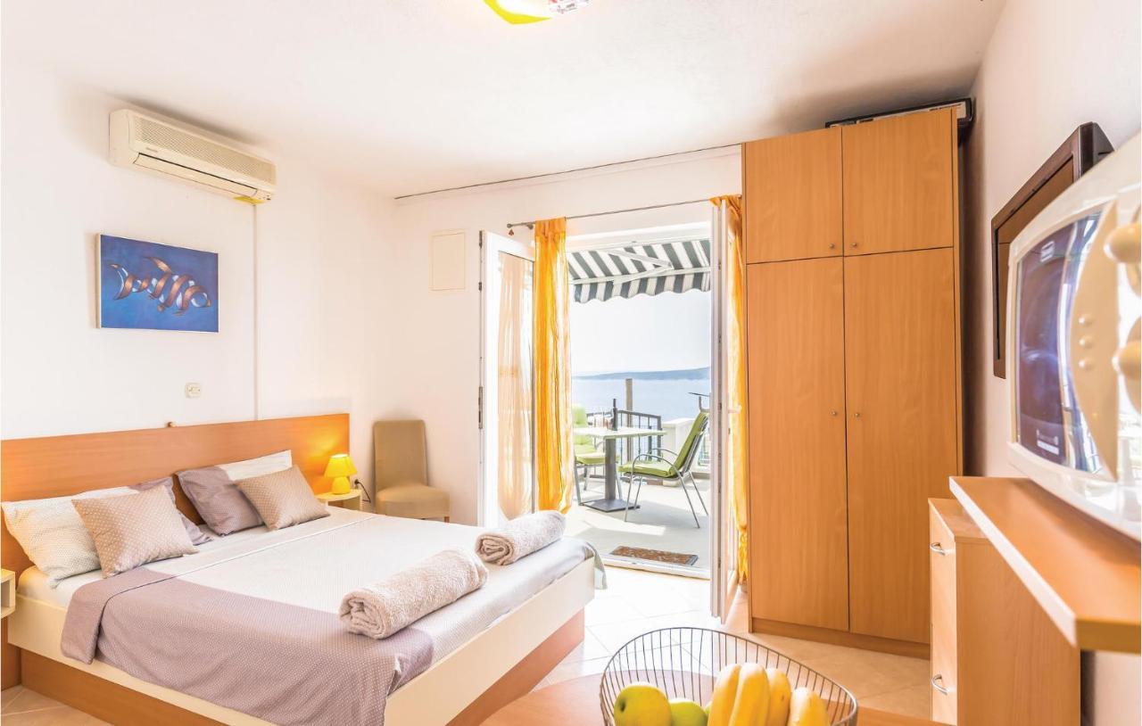 Lovely Apartment In Brela With House Sea View المظهر الخارجي الصورة