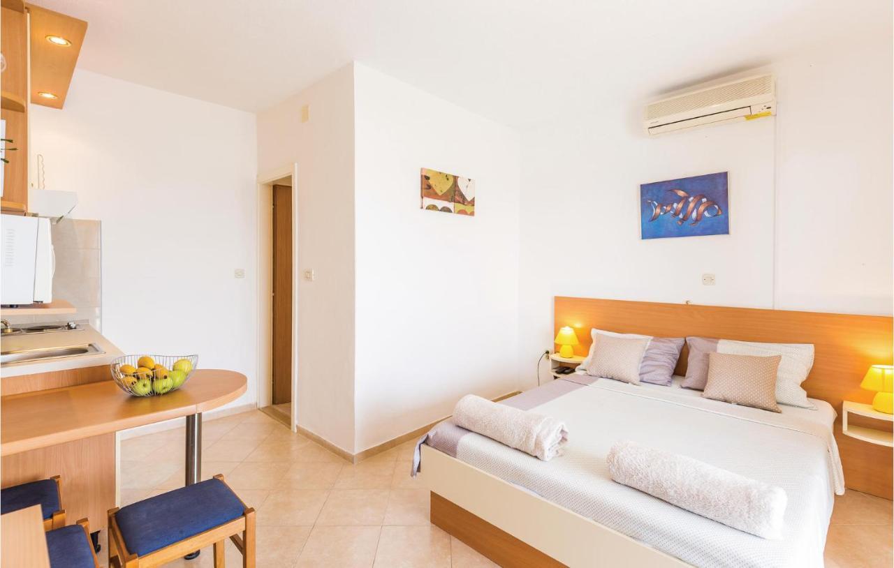 Lovely Apartment In Brela With House Sea View المظهر الخارجي الصورة